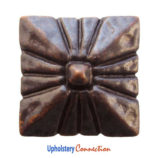 EW257 - 3/4" Square, Pyramid, Hammered Nail