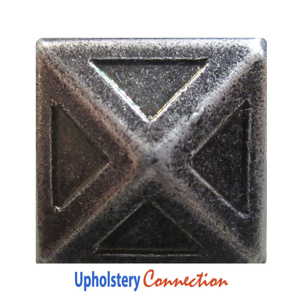 NR570 in a Nickel Oxford finish